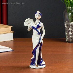 Сувенир керамика под фарфор "Девушка с веером" 20х7х6 см
