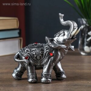 Сувенир полистоун "Серебристый слон в попоне с рубинами" 13х7,5х15,5 см