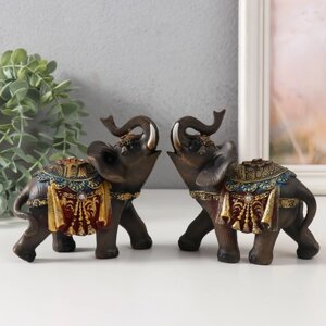 Сувенир полистоун "Темный слон в красной попоне" МИКС 12х6х12 см