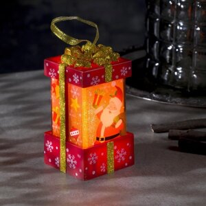 Светодиодная фигура «Красный подарок с Дедом Морозом» 6.3 11.5 6.3 см, пластик, батарейки АААх3 (не в комплекте), эффект пламени