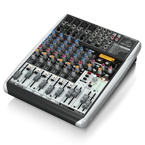 Аналоговый микшерный пульт Behringer