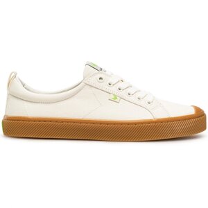 Кеды cariuma oca low gum off-white 2023