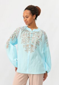 Блуза с оригинальным дизайном на пуговицах