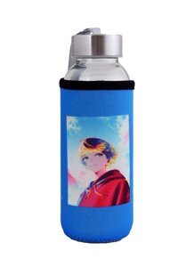 Бутылка в чехле Аниме Синтонимы Персонаж на фоне неба (цветной) (Медина Мирай) (стекло) (300мл)