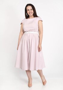 Платье с поясом и коротким рукавом