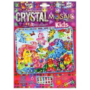 Danko Toys Набор для создания мозаики CRYSTAL MOSAIC Пони веселятся на темном фоне, CRMk-01-01