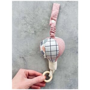 Детская игрушка подвес "Воздушный шар"развивающая игрушка Монтессори 1 шт / погремушка пищащая