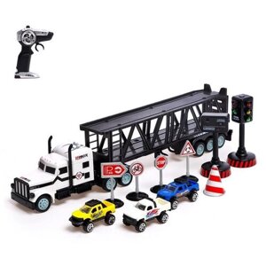 Грузовик Сима-ленд Автовоз с машинками, светофором и дорожными знаками 6833330, 45 см, черный