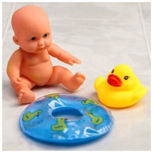 Набор игрушек для игры в ванне «Малыш и 2 игрушки», цвет микс
