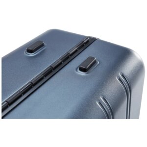 Чемодан NINETYGO Manhattan Frame Luggage 112006, поликарбонат, полипропилен, опорные ножки на боковой стенке, рифленая поверхность, ребра жесткости, 66 л, размер M, синий