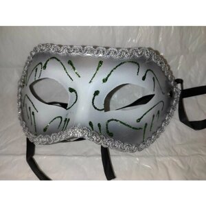 Карнавальная венецианская маска с кружевами . Серебро с зеленым .