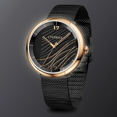 Наручные часы L'TERRIAS Наручные часы кварцевые LTERRIAS стальной корпус на браслете с фактурой «Wave», золотой, черный
