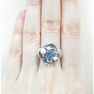 Перстень UVI Ювелирочка Серебряное кольцо с Жемчугом и Топазом swiss, серебро, 925 проба, оксидирование, топаз, жемчуг культивированный, размер 19.5, голубой, серебряный