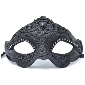 Венецианская маска украшенная кружевом, черная (7040)