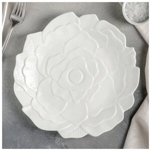 Тарелка обеденная Magistro «Роза», d=25 см, цвет белый