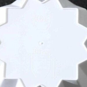 Кашпо для цветов Геометрия, 800 мл, d 13 см, h 16 см, цвет белый