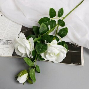 Poetry in flowers Цветы искусственные "Роза плетистая" d-10 см 67 см, белый