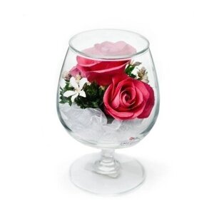 Стабилизированные цветы в бокале "Признание"композиция из розовых роз в вакууме