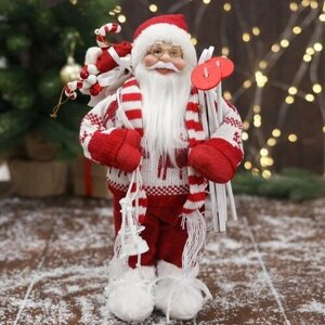 Зимнее волшебство Дед Мороз "В вязаном костюме, с лыжами и мешком" 30 см