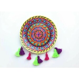 "Богемский карнавал" Декоративная тарелка на стену с кисточками