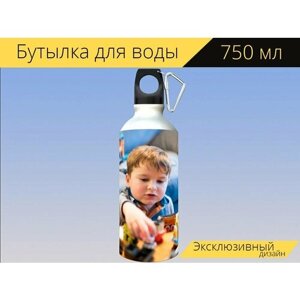 Бутылка фляга для воды "Томас и друзья, игрушечный поезд, мальчик" 750 мл. с карабином и принтом