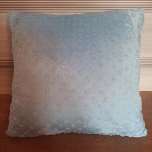 Декоративная подушка (43х43 см) голубая из велюра.