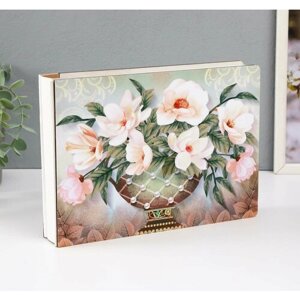 Фотоальбом на 50 фото 15х21 см "Цветы в винтажной вазе" дерево, в коробке 4х26х18,5 см