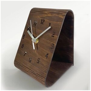 Настольные деревянные бесшумные часы цвета венге
