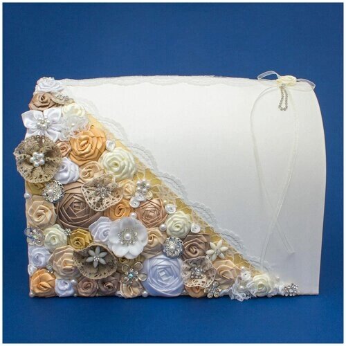 Сундук для денежных подарков на свадьбу молодоженам "Принцесса Монако" с тканевыми розами, с кружевом, брошами и стразами