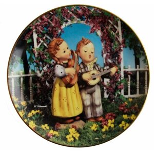 Тарелка "Маленькие музыканты"Фарфор, роспись, деколь. The Dunbery Mint по заказу Hummel, США, конец XX века