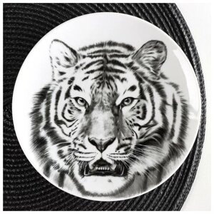 Тарелка "Тигр", d=24 см, белая, фарфор
