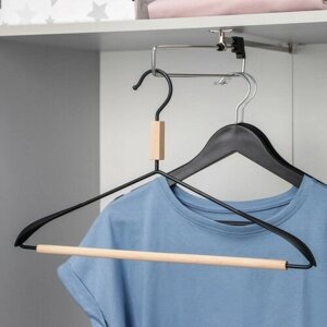 Вешалка для одежды с усиленными плечиками LaDоm «Wood», 42223,2 см, цвет чёрный