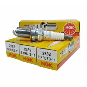 Комплект свечей зажигания NGK 2382 /BKR5ES11/4шт.)