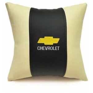 Подушка декоративная Auto Premium "CHEVROLET", цвет: черный, бежевый