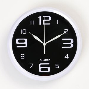 Часы (21х21х4 см)
