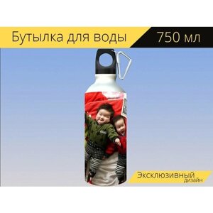 Бутылка фляга для воды "Детка, улыбающийся, счастливый" 750 мл. с карабином и принтом