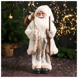 Дед Мороз "В пушистой шубе, посохом и мешком" 47 см, белый