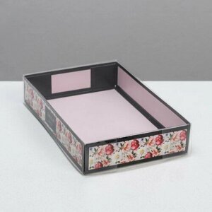 Коробка для макарун с подложками, кондитерская упаковка "Люби", 17 x 12 x 3.5 см, 5 шт.