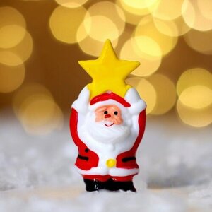 Миниатюра кукольная «Дед Мороз со звездой», набор 2 шт, размер 1 шт. 3,7 2,3 см