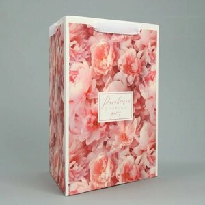 Пакет подарочный для цветов треугольный, упаковка, «Расцветай», 23,5 х 30 х 20,5 см