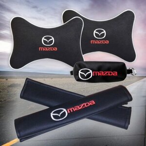 Подарочный набор автомобилиста из черного велюра для Mazda (мазда) (две подушки под шею на подголовник, ключница и накладки на ремень безопасности)