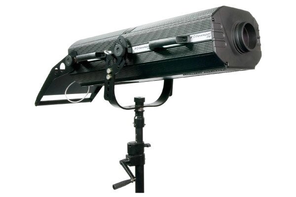 CHAUVET Follow Spot 1200 прожектор следящего света на 1200 газоразрядной лампе HMI-1200 1200W с кейсом в комплекте. от компании MetSnab - фото 1