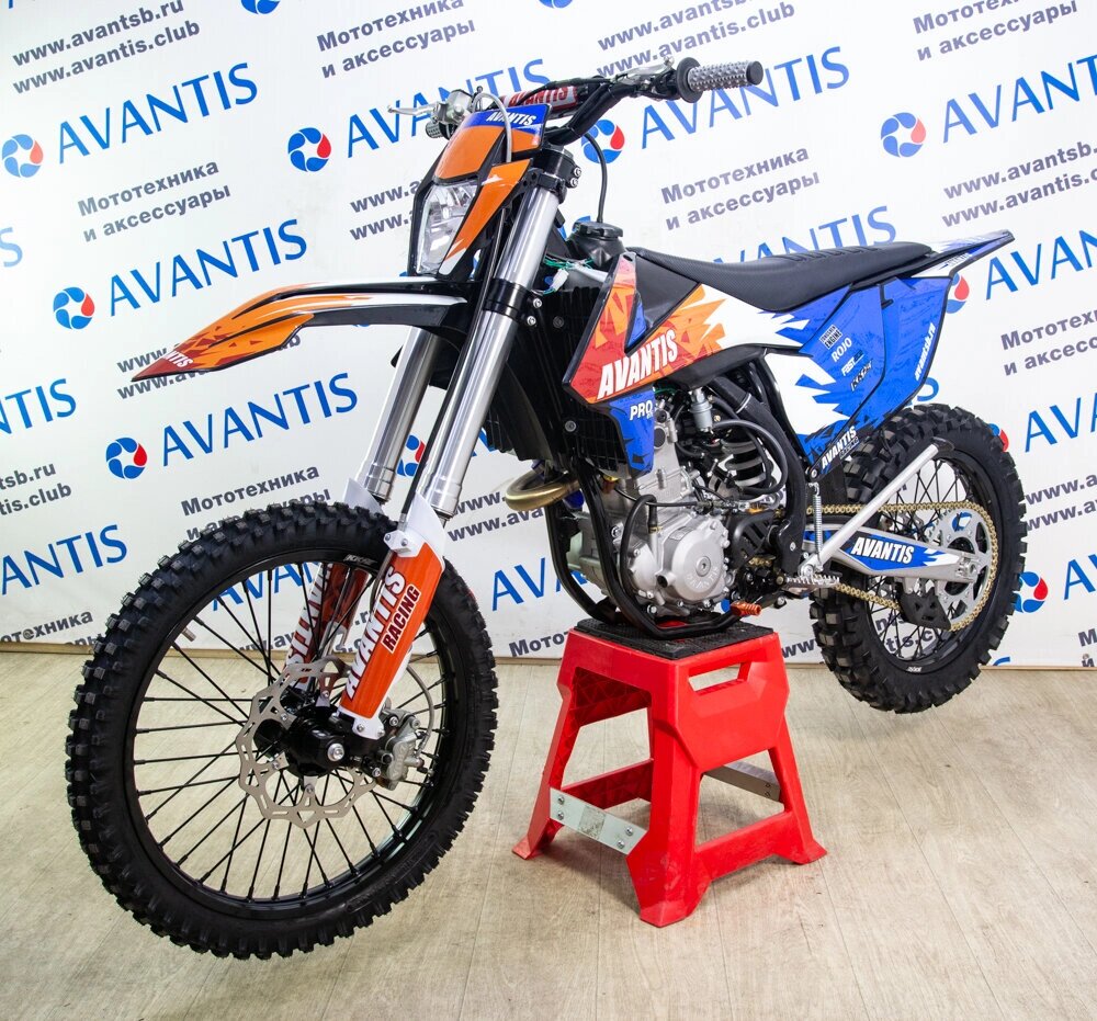 Мотоциклы Эндуро Авантис Мотоцикл Avantis Enduro 300 Pro/EFI (Design KT черный) от компании MetSnab - фото 1