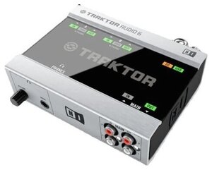 Внешняя звуковая карта Native Instruments Traktor Audio 6