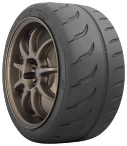 Автомобильная шина Toyo Proxes R888R 255/40 R17 94W летняя