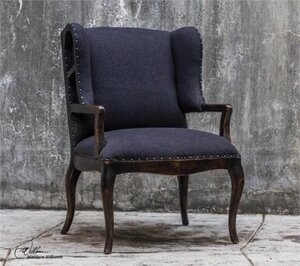 Chione, Armchair