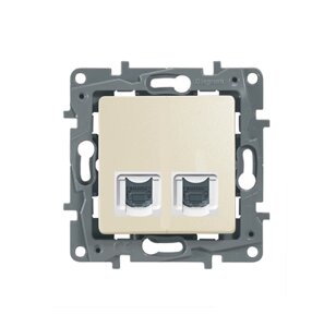 Комбинированная розетка Legrand Etika 672352