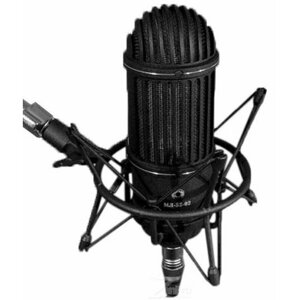 Октава МЛ-52-02 (в деревянном футляре) микрофон