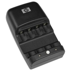 Зарядное устройство HP L1815A Quick Charger для 2 или 4 аккумуляторов AA NiMH 2000 мА, питание от сети 220 вольт