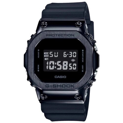 Наручные часы CASIO Casio G-Shock GM-5600B-1, черный, синий